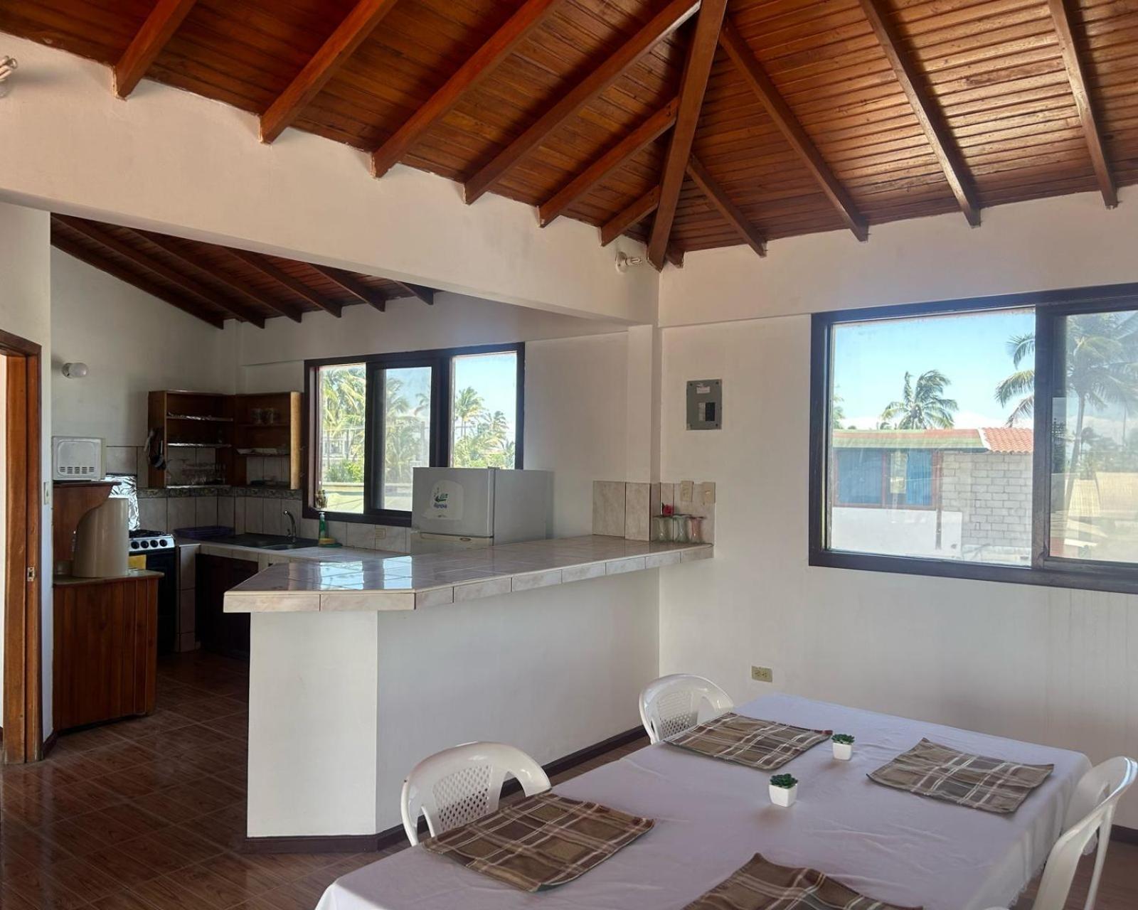 Hotel Isla Del Descanso Puerto Villamil Luaran gambar